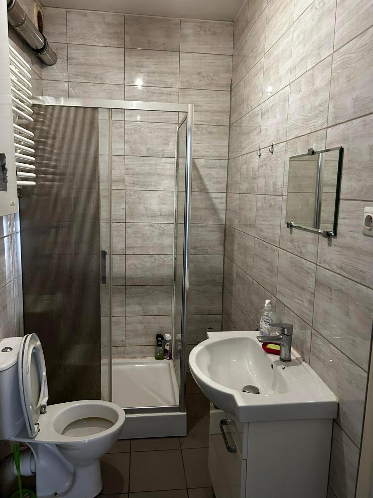 Hostel Lodzka 52 Торунь Екстер'єр фото